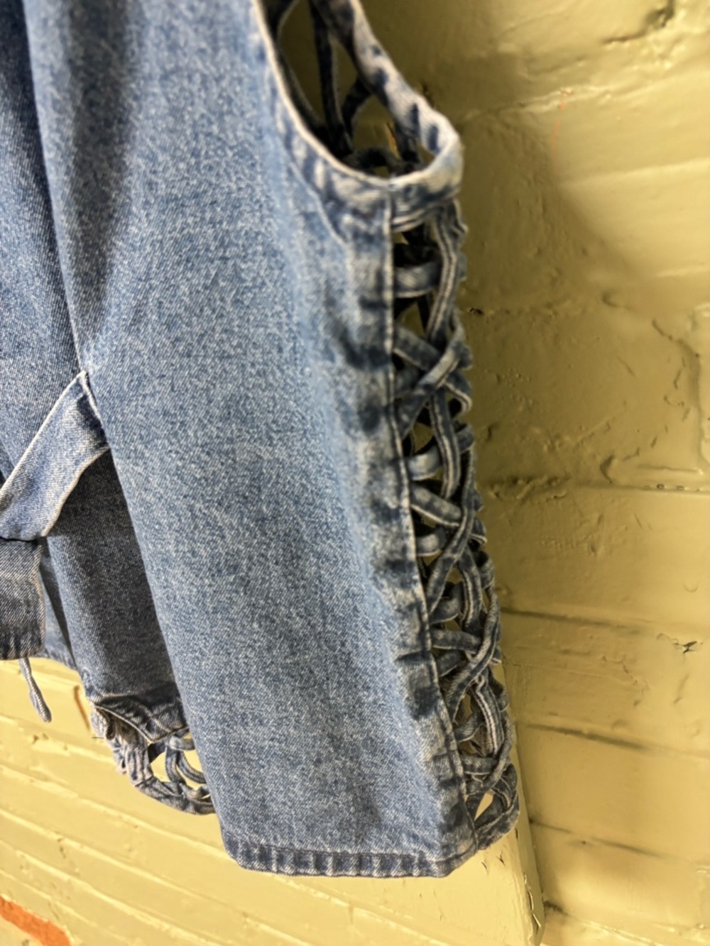 Vintage Denim Lattice vest. - Picture 7 of 7